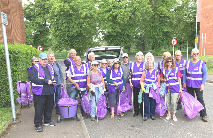 Litter Picking with Northants Wombles
