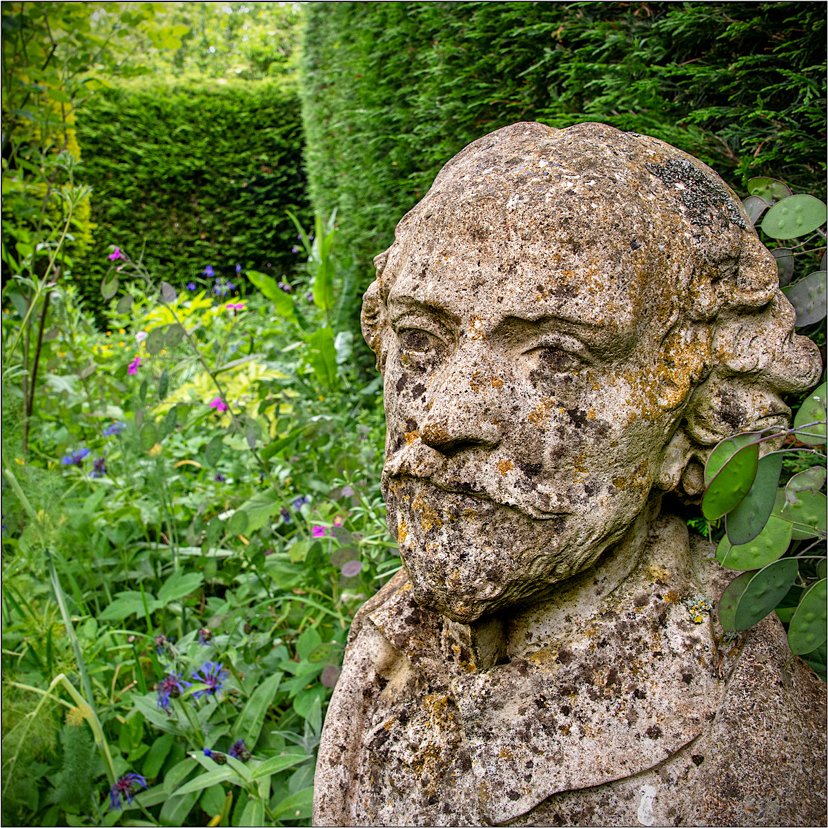 Shakespeare garden, Crook Hall